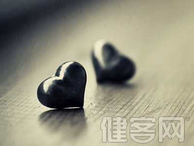 胸悶手麻竟會奪命 專家提醒心髒病發作會耍&ldquo;假動作&rdquo;