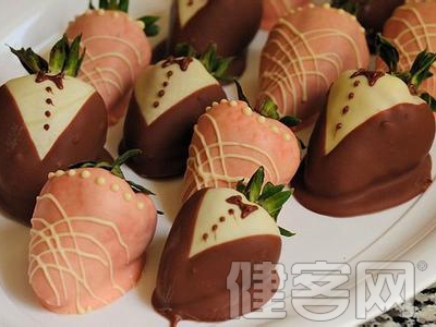 吃什麼食物可能會引起心髒病呢?