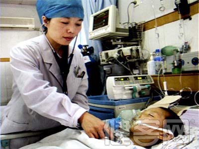 巴西&ldquo;人工心髒&rdquo;男童成功接受心髒移植手術 