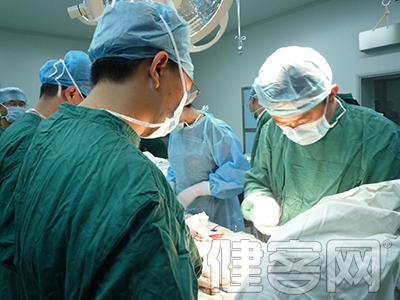 心髒手術告別&ldquo;開膛&rdquo; 仨小孔&ldquo;搞掂&rdquo;