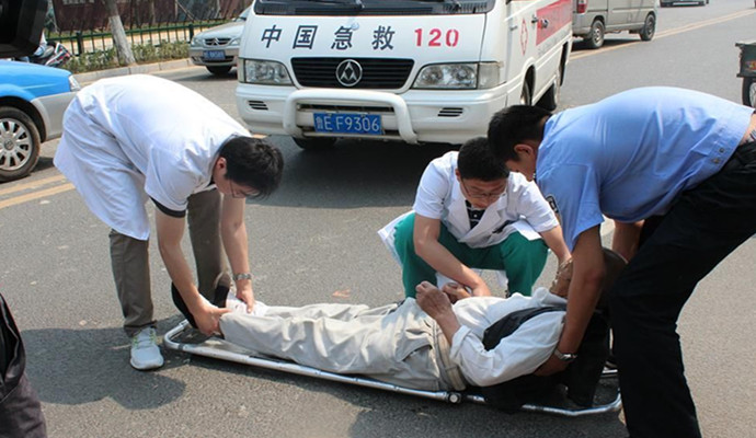 突發&ldquo;心梗&rdquo;，如何快速急救？