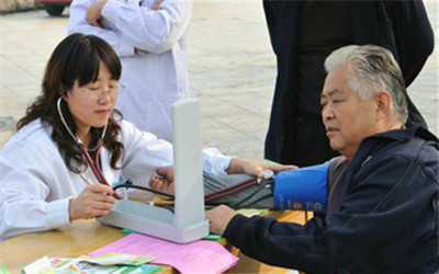 血壓飙高 讓視力很&ldquo;受傷&rdquo;