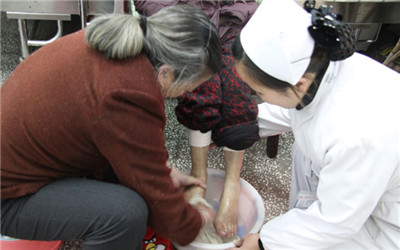 老年人腳&ldquo;長大&rdquo;？要警惕！