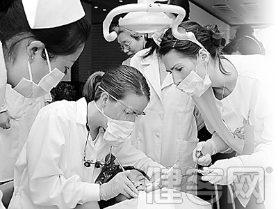 胸腔鏡下&ldquo;微&rdquo;治療 瓣膜病患者終康復