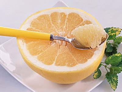 多吃柚子可預防腦血栓腦中風