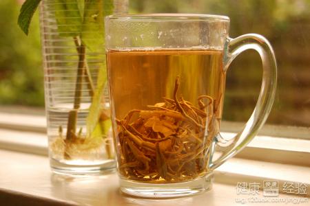 心律失常等五類患者不宜喝濃茶