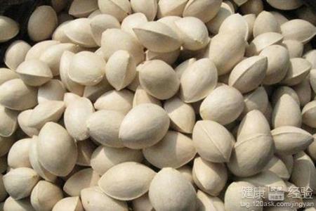 常常食用白果可以治高血壓嗎？