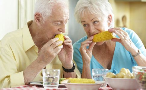 高血壓患者控制自身血壓的竅門有哪些 高血壓患者如何才能控制自己血壓 高血壓患者的生活習慣有哪些