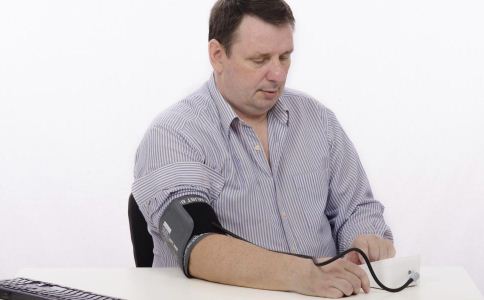 警惕高血脂會帶來的4個危害 高血脂的危害有哪些 高血脂會帶來什麼傷害 高血脂的飲食禁忌