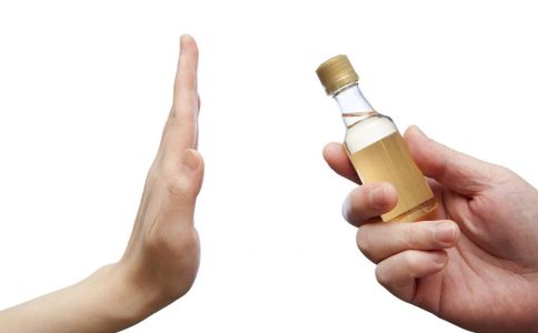 警惕高血脂會帶來的4個危害 高血脂的危害有哪些 高血脂會帶來什麼傷害 高血脂的飲食禁忌