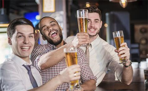 男人高血脂易患心髒病 高血脂飲食注意事項有哪些 高血脂飲食禁忌