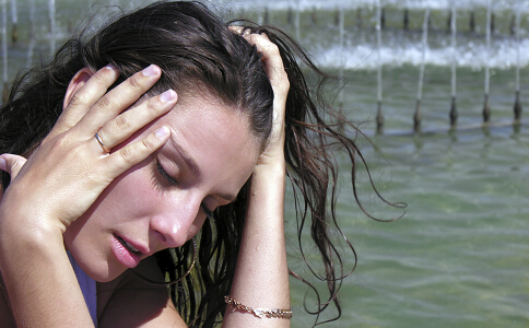 更年期女性更易患高血脂 為什麼更年期女性易患高血脂 更年期女性高血脂 高血脂的高發人群