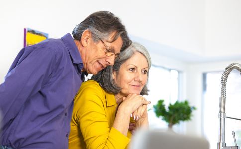 夏季冠心病不要飲涼水 冠心病如何護理? 冠心病的護理方法 夏季如何預防冠心病 冠心病患者保健措施