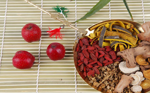 十個治療心絞痛發作的中醫偏方 心絞痛的治療方法有哪些 心絞痛怎麼治療 心絞痛怎麼辦