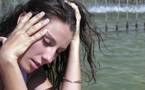 冠心病都有哪些症狀呢 冠心病有什麼症狀 冠心病怎麼預防 冠心病怎麼護理