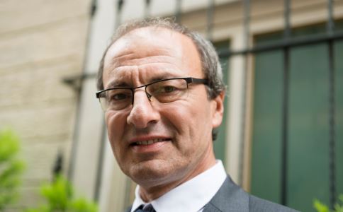 冠心病的早期征兆有什麼 冠心病有什麼症狀 冠心病是什麼病因 冠心病怎麼辦