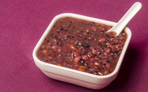 改善心絞痛的食療偏方有哪些 改善心絞痛的食療偏方有哪些 改善心絞痛吃什麼好 哪些食療偏方能改善心絞痛