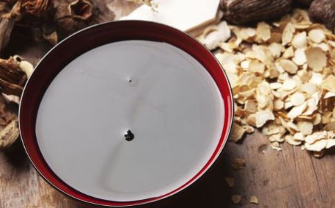 中老年人冠心病治療偏方 冠心病的治療偏方有哪些 冠心病的治療偏方是什麼 冠心病有哪些治療偏方