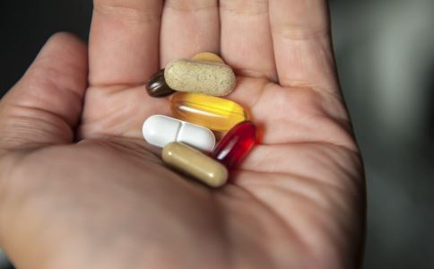 治心絞痛用什麼藥好 治心絞痛 用什麼藥 鈣 心肌梗死 冠心病 心絞痛