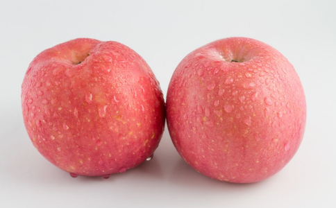 心髒出現問題有十大征兆 心髒出現問題有什麼征兆 吃什麼掃除血管垃圾 心髒異常的征兆