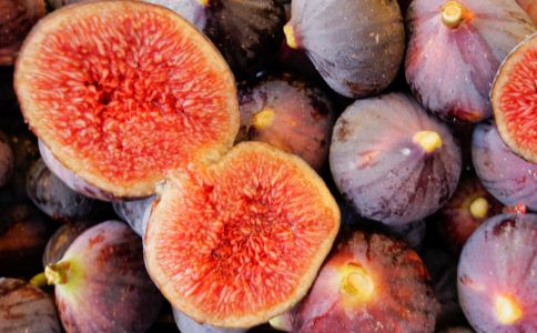 心髒病患者吃哪些食物比較好 心髒病患者的吃什麼好 什麼食物適合心髒病患者 哪些食物適合心髒病患者